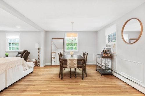 18 Pennacook St, Norfolk MA  02056-1117 exterior