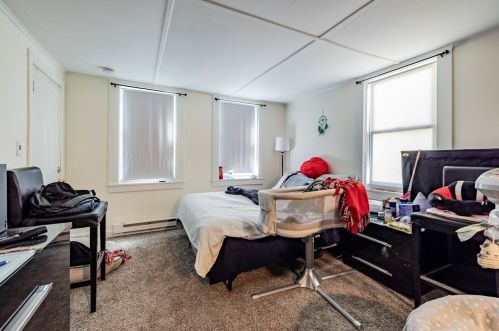 89 Mechanic St, Montgomery MA 01085-3073 exterior