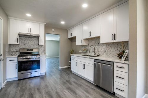 1217 Burkhart Ave, San Leandro CA  94579-2003 exterior