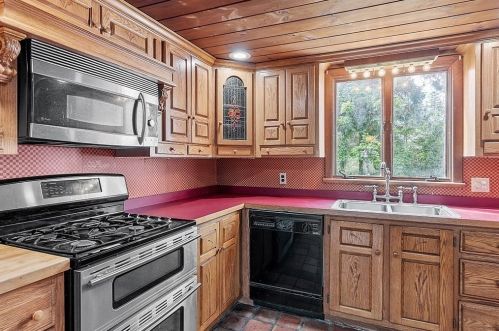 17 James St, Lawrence MA exterior