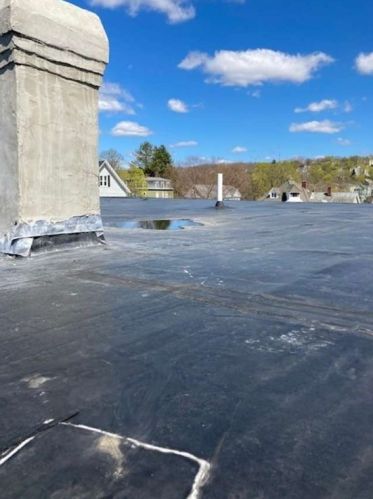 26 Catharine St, Worcester MA 01605-2741 exterior