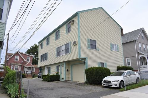 65 Everett St, Everett MA 02149-1101 exterior