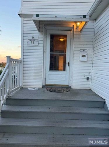 84 Forest St, Kearny NJ  07032-3335 exterior