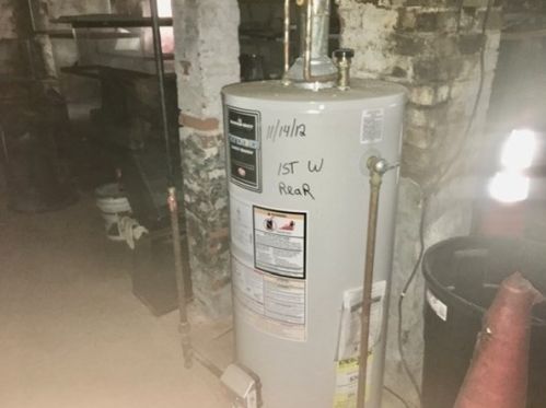 187 Crapo St, New Bedford MA 02744-1027 exterior