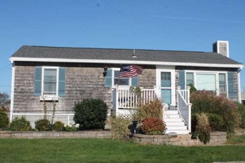 12 Massasoit Ave, Marshfield, MA 02050-5016