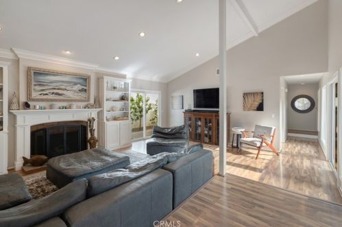 24 Whistling Swan, Irvine CA 92604-4527 exterior