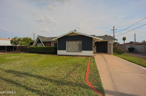 3635 Citrus Way, Phoenix, AZ 85019-1519