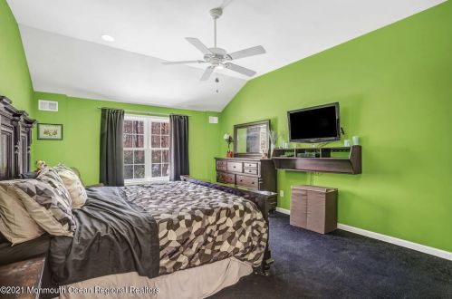 438 Freehold Rd, Jackson Twp NJ 08527-4631 exterior