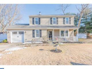 150 Hampshire Dr, West Deptford NJ  08096-4206 exterior