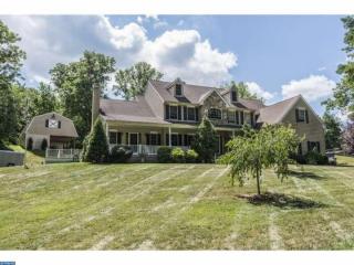 147 Crozerville Rd, Chester, PA 19014-1459