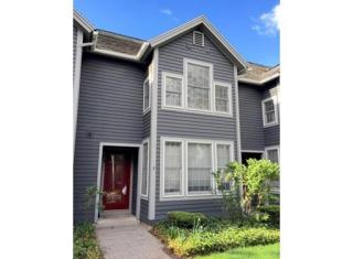 30 Amity Pl, Amherst MA  01002-2255 exterior