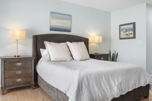 210 Butler Dr, Phoenix AZ 85051-4649 exterior