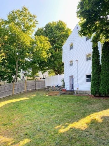 58 Charlesmount Ave, Quincy MA 02169-8121 exterior