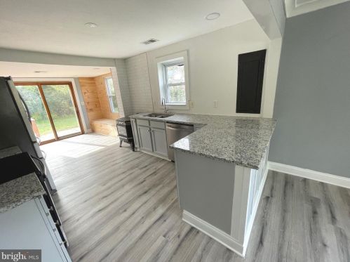 1105 John St, Shady Side MD  20764-9632 exterior