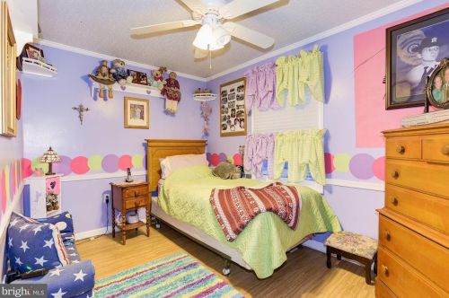 420 Pennsylvania Ave, West Deptford NJ 08063-1223 exterior