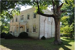 931 Red River Rd, Gallatin, TN 37066-2689