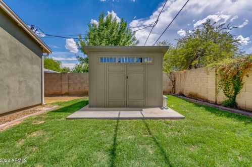 6720 11th St, Phoenix AZ  85014-1028 exterior