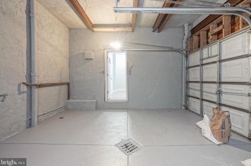 1815 20 St, Philadelphia PA 19145-2048 exterior