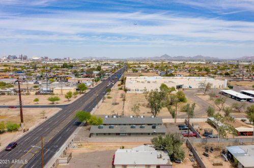 4607 16 St, Phoenix AZ 85006-3709 exterior