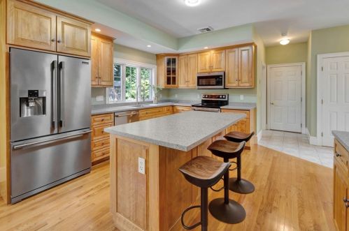 5 Chapel Hill Rd, Beverly MA  01915-1313 exterior