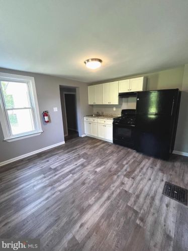 111 Washington St, West Deptford NJ  08066-1360 exterior