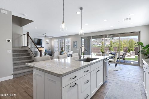 840 Ashurst Dr, Phoenix AZ  85048-2028 exterior