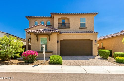 21929 33rd St, Phoenix, AZ 85050-4819