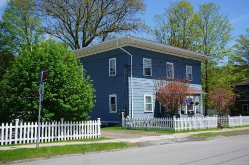 44 Pine St, Mcclure, NY 13754-1345