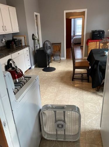 82 Davis St, New Bedford MA  02746-5310 exterior