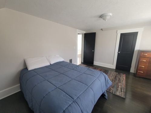 4 Estabrook St, Royalston MA  01331-3515 exterior