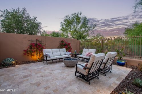 22843 54th St, Phoenix AZ  85054-7199 exterior