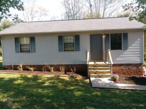 210 Heuer St, Sweetwater TN  37874-3104 exterior