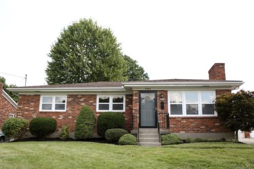 7005 Norlynn Dr, Louisville KY  40228-1468 exterior