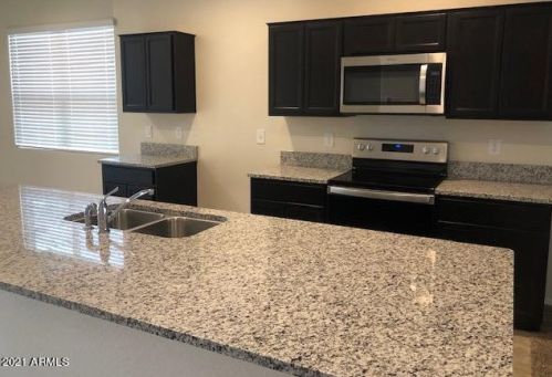 3307 77th Ln, Phoenix AZ  85043-4924 exterior