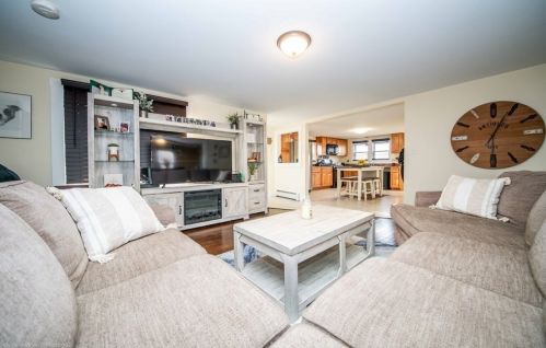 41 Worcester St, New Bedford MA 02745-1007 exterior