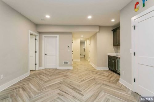 158 Magnolia Ave, Tenafly NJ  07670-1828 exterior