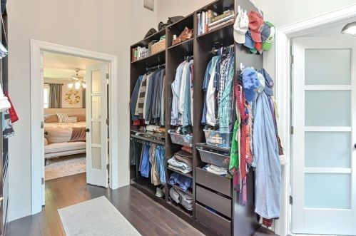 5 Maple Ln, Sutton MA 01590-1810 exterior