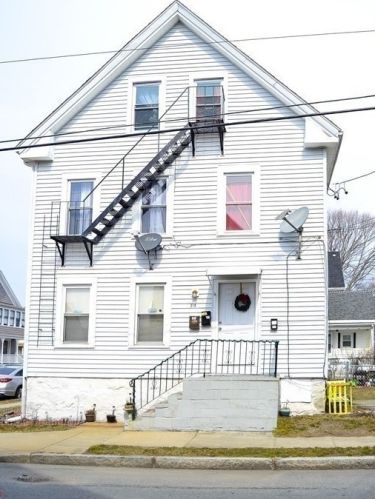 219 St, New Bedford MA 02740-4133 exterior