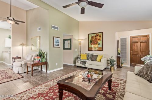 13639 42 Pl, Phoenix AZ 85032-2231 exterior