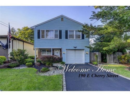 190 Cherry St, Carteret, NJ 07008-1744