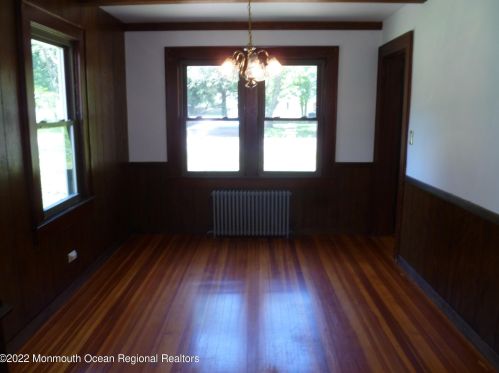 834 Sycamore Ave, Tinton Falls NJ  07724-3128 exterior