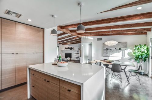 1201 Edgemont Ave, Phoenix AZ 85035-1809 exterior