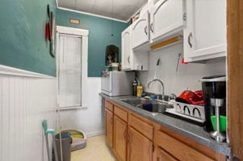 6 Carlstad St, Worcester MA 01607-1508 exterior