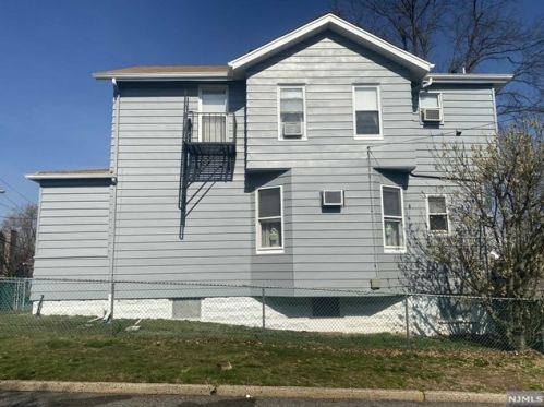 78 Sanford Ave, Belleville NJ  07109-1224 exterior