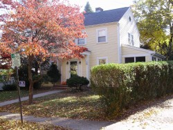 22 Waldorf Rd, Newton, MA 02461-1333
