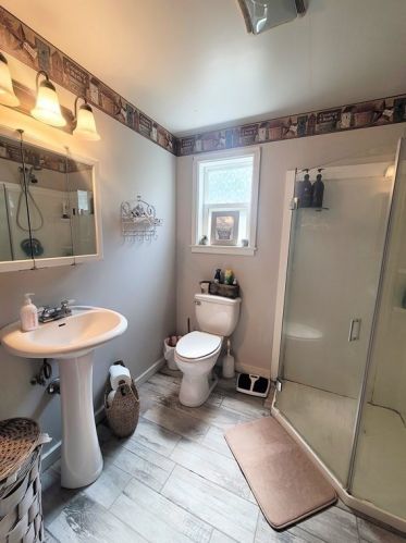 263 Riverbend St, Royalston MA 01331-2520 exterior