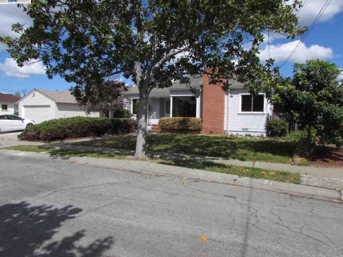 850 Kenyon Ave, San Leandro, CA 94577-6212