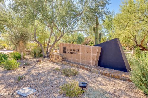 21845 39 St, Phoenix AZ 85018-7130 exterior