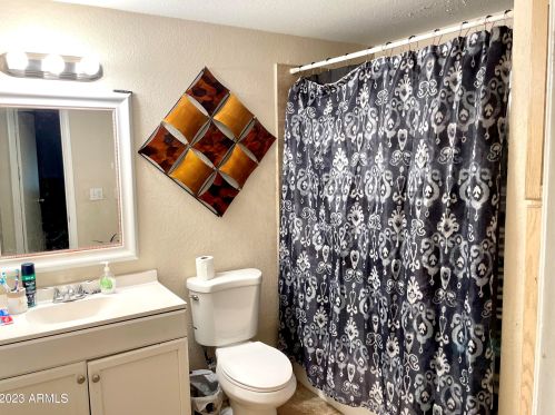 3655 72nd Dr, Phoenix AZ  85033-4305 exterior