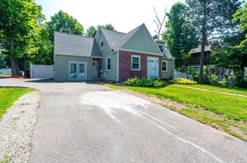 511 Prospect St, Methuen, MA 01844-5149